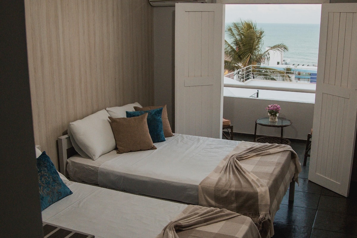 Triple Room | Minibar, blackout curtains, free WiFi, bed sheets