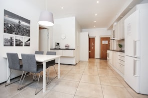 Executive Apartment, 4 Bedrooms (Fredrikinkatu) | Private kitchen - Helsinki Residence (Helsinki)