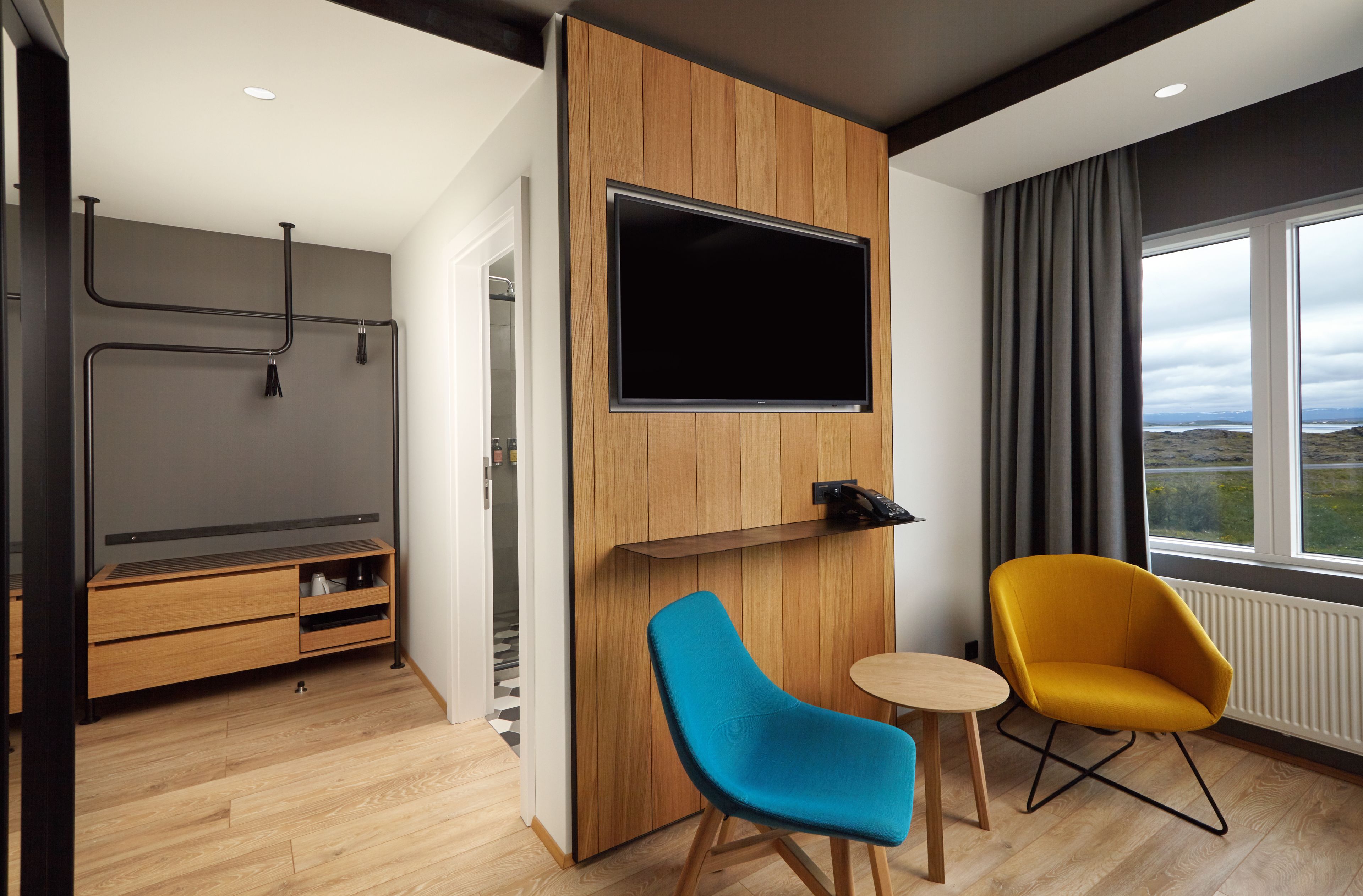 superior room | hypo-allergenic bedding, blackout curtains, soundproofing