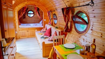 Individually furnished, iron/ironing board, bed sheets