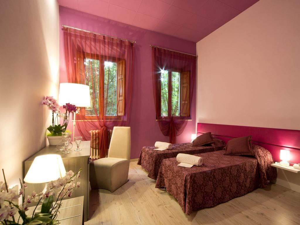 In-room safe, desk, iron/ironing board (on request), WiFi (free)