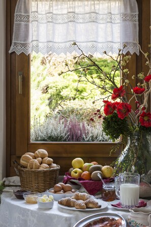 Petit déjeuner buffet compris tous les jours