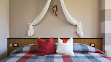 Premium bedding, in-room safe, desk, soundproofing