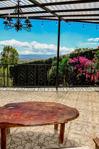 Loma Tranquila