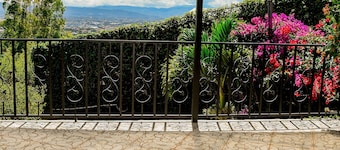 Loma Tranquila