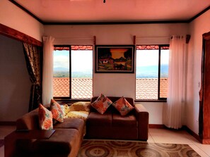 Departamento familiar, 1 habitación | Vista a la ciudad