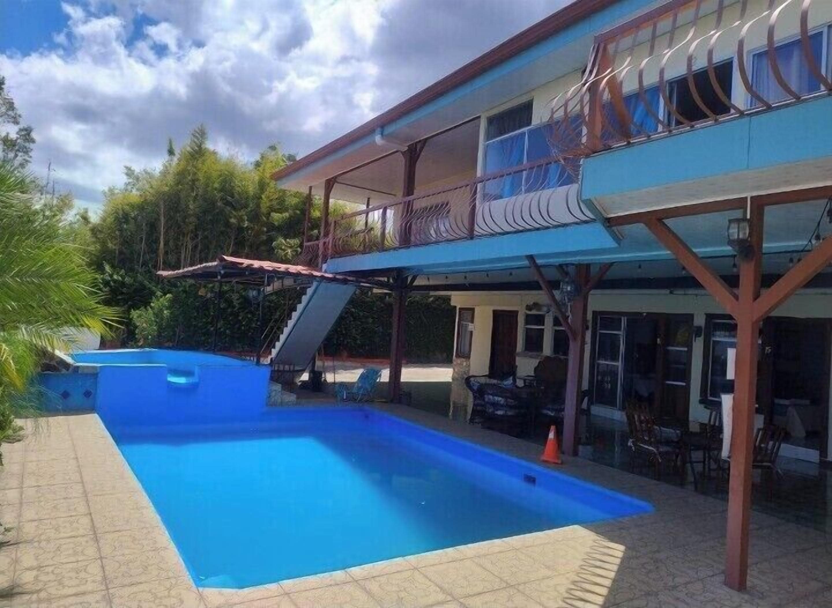 Individually furnished, blackout curtains, free WiFi, bed sheets