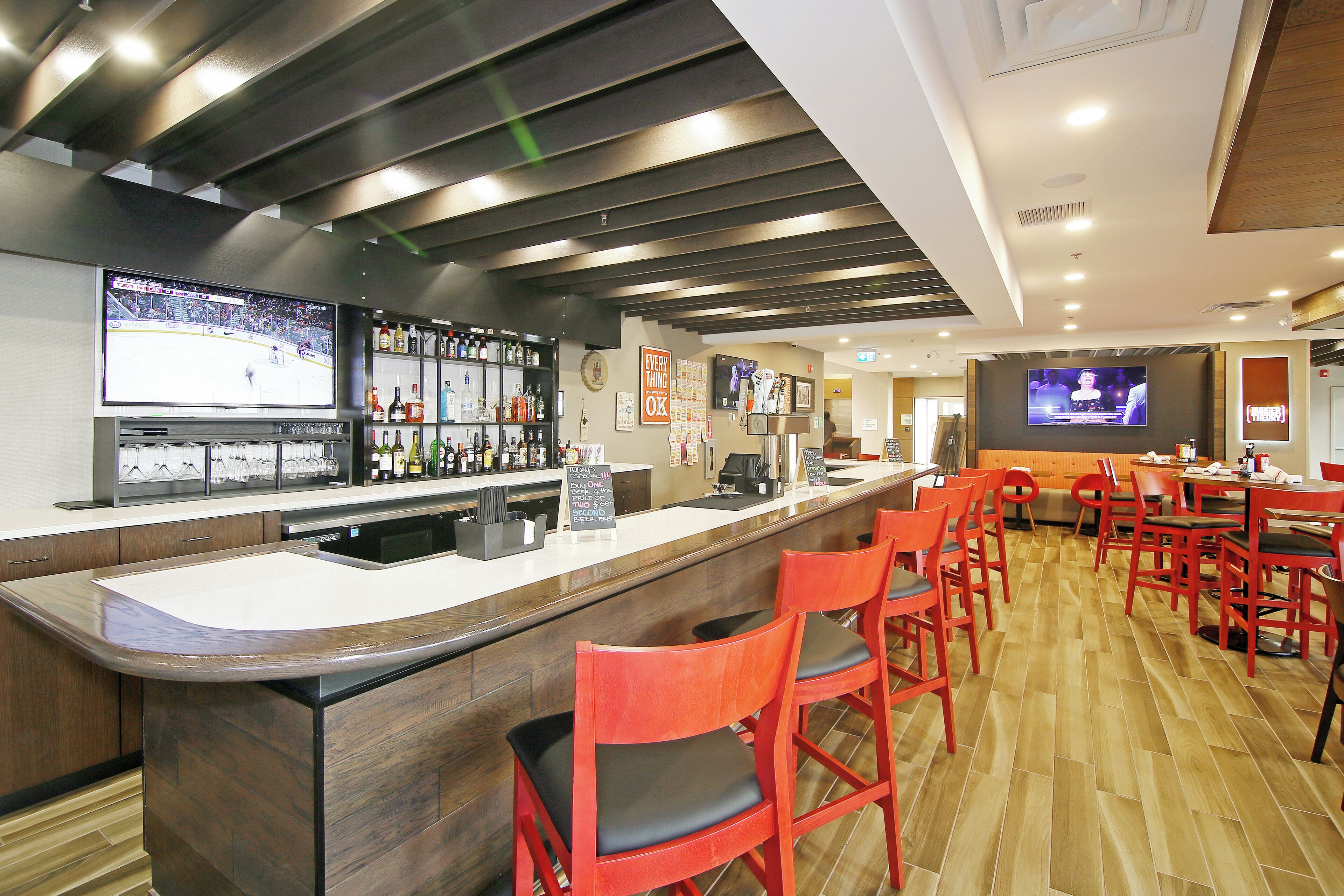 Foto - Holiday Inn Hotel & Suites Calgary Airport North by IHG