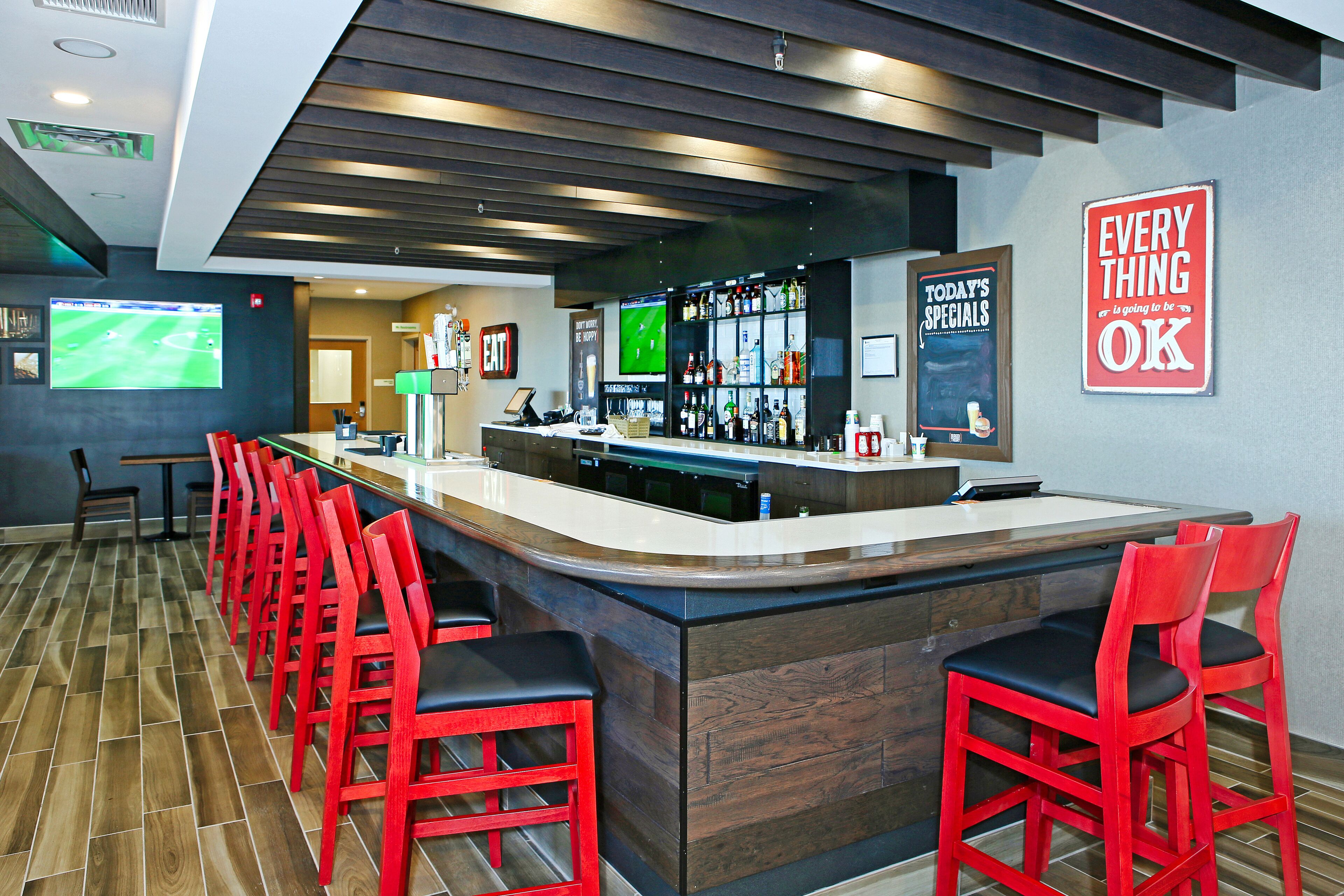 Photo - Holiday Inn Hotel & Suites Calgary Airport North by IHG