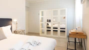 Premium bedding, desk, free WiFi