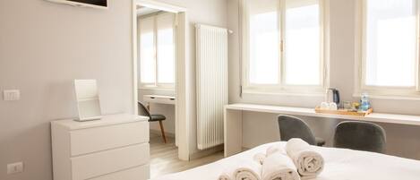 Junior Suite | Premium bedding, desk, free WiFi