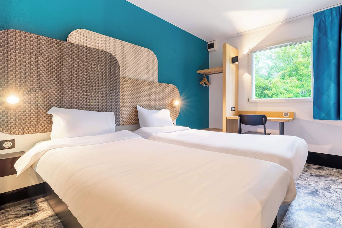 Chambre avec lits jumeaux | Wi-Fi gratuit, draps fournis