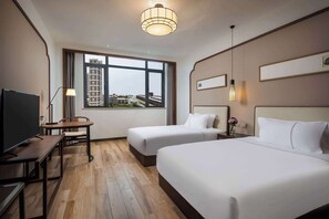 Minibar, in-room safe, desk, free WiFi - Ramada Encore Zhangpu (Zhangzhou)