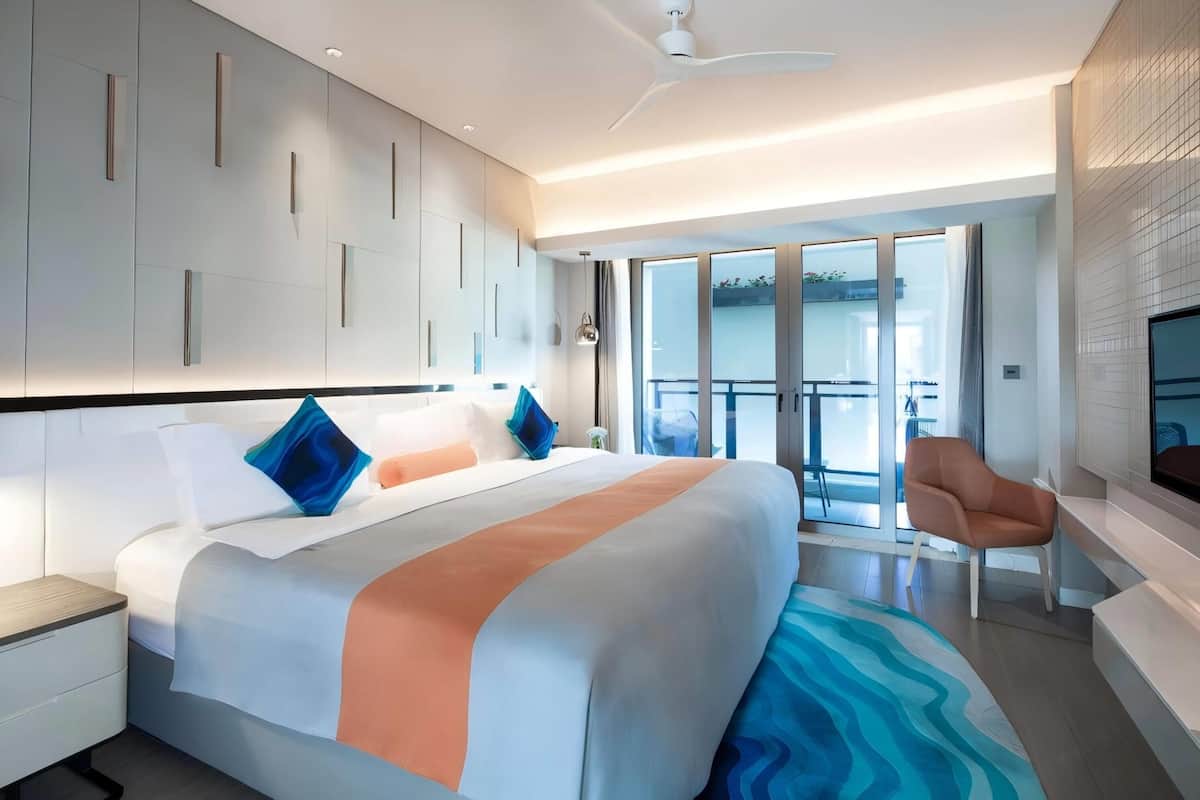 Premier Room, 1 King Bed, Non Smoking