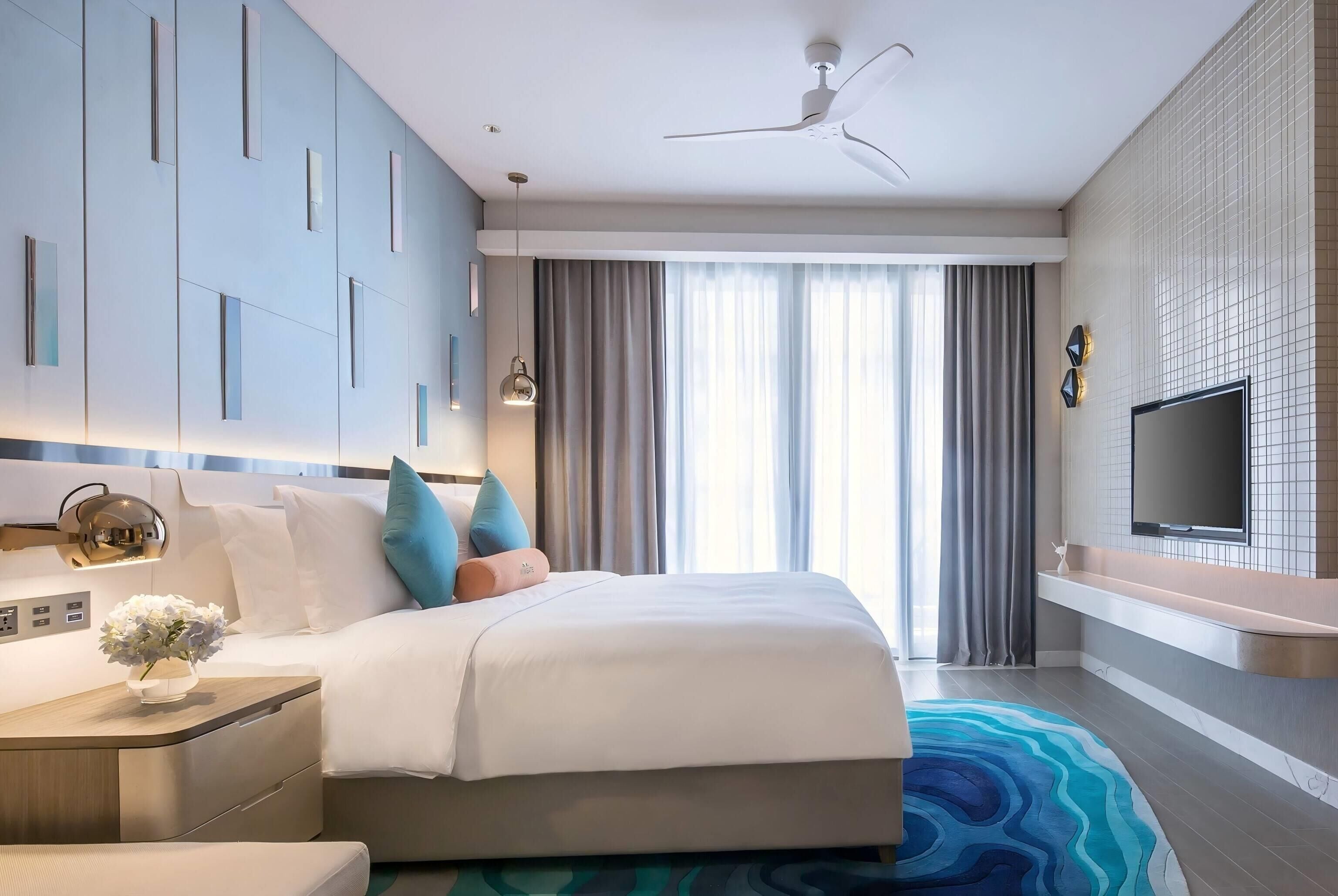 Deluxe Room, 1 King Bed, Non Smoking