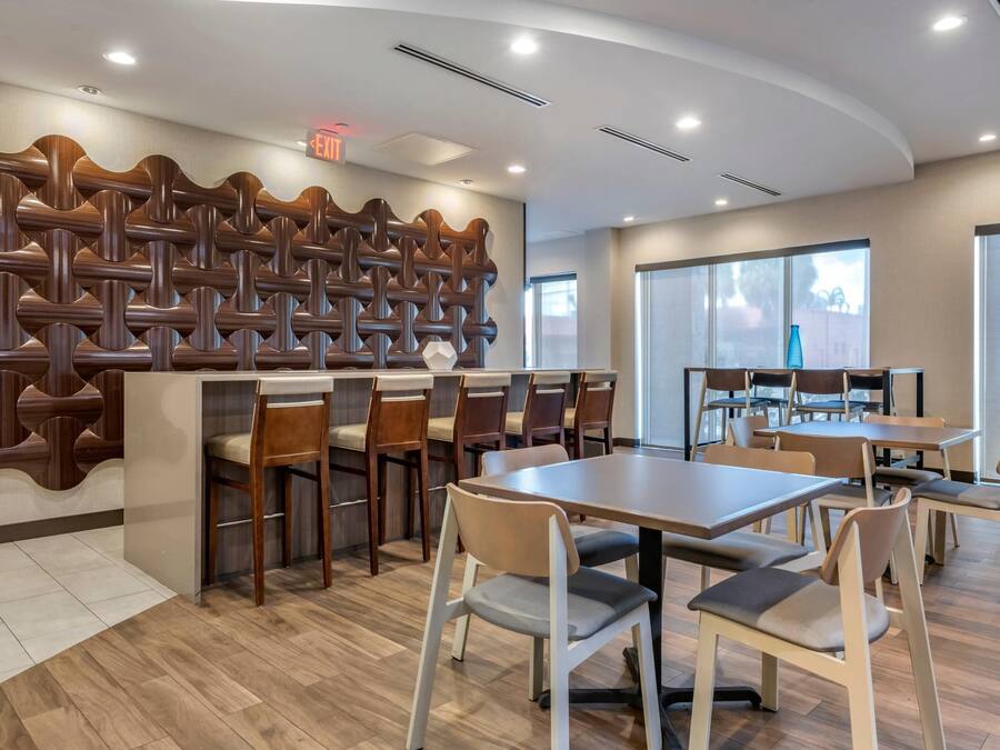 Free daily buffet breakfast