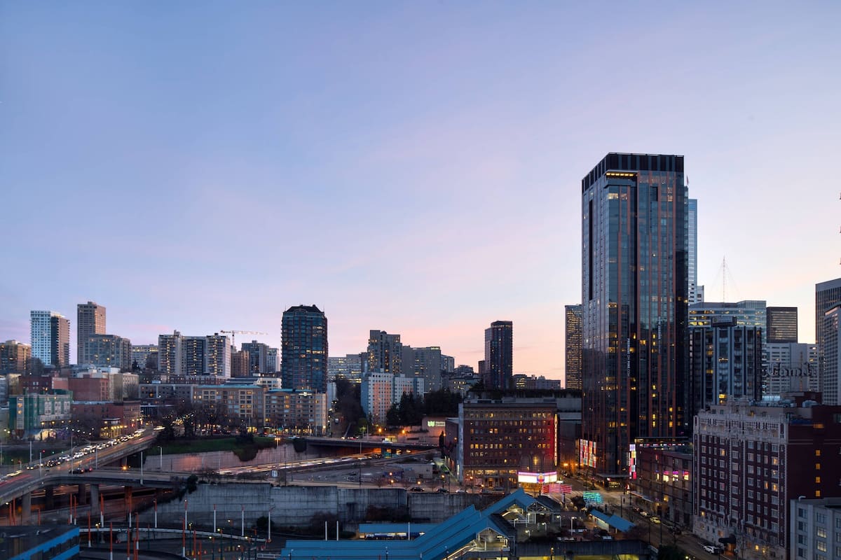 Executive Suite, 1 Bedroom, City View | In-room safe, iron/ironing board, free cribs/infant beds, free WiFi