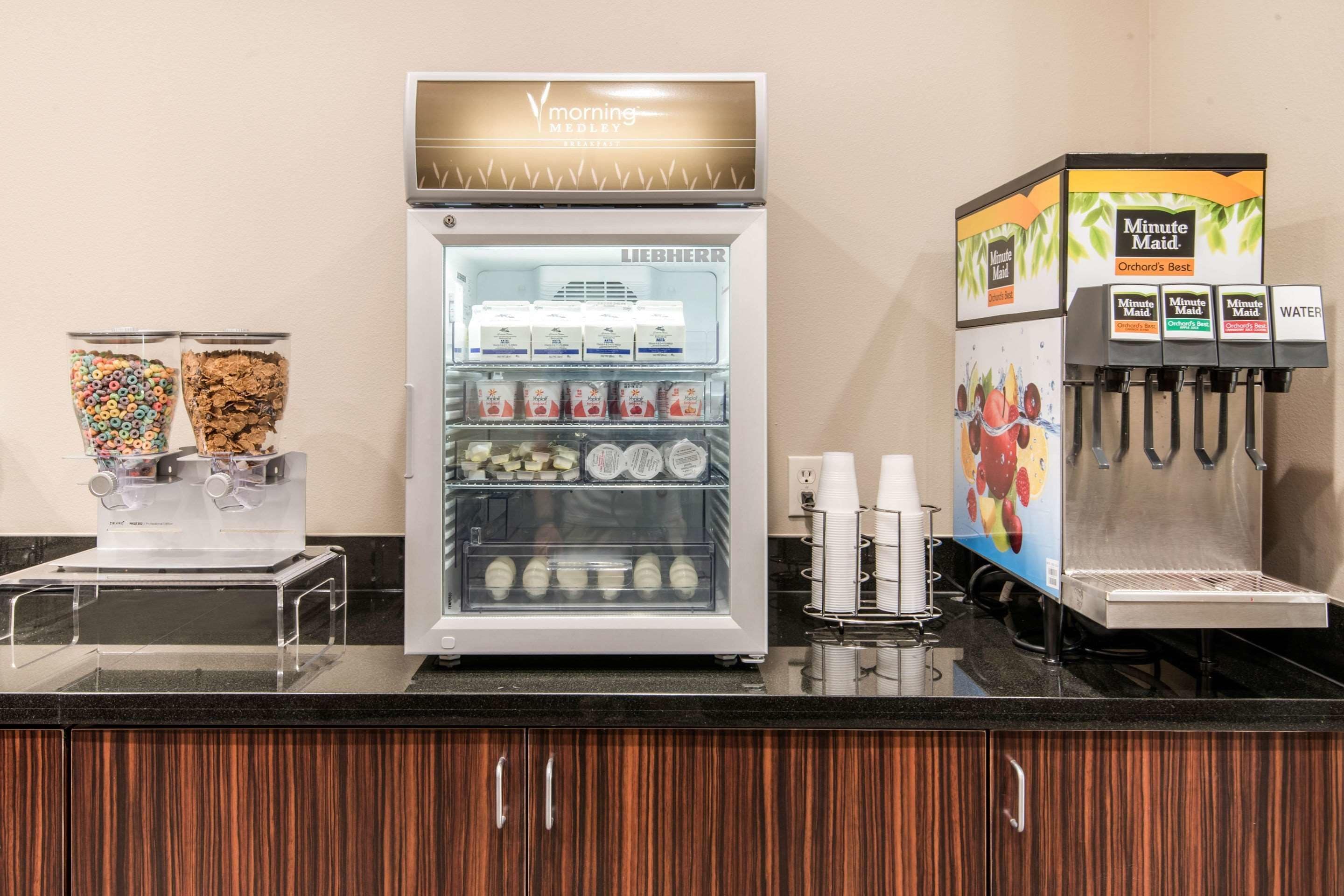 free continental breakfast