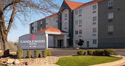 Candlewood Suites Topeka West by IHG