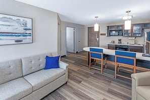 Suite, 1 chambre (1 Queen, Sofa Bed)