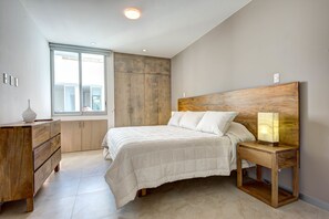 Appartement Luxe, 2 chambres | 1 chambre, fer et planche à repasser, lits bébé (gratuits)