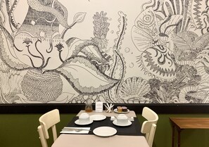 Daily continental breakfast for a fee - Hotel Central Bastia (Bastia)