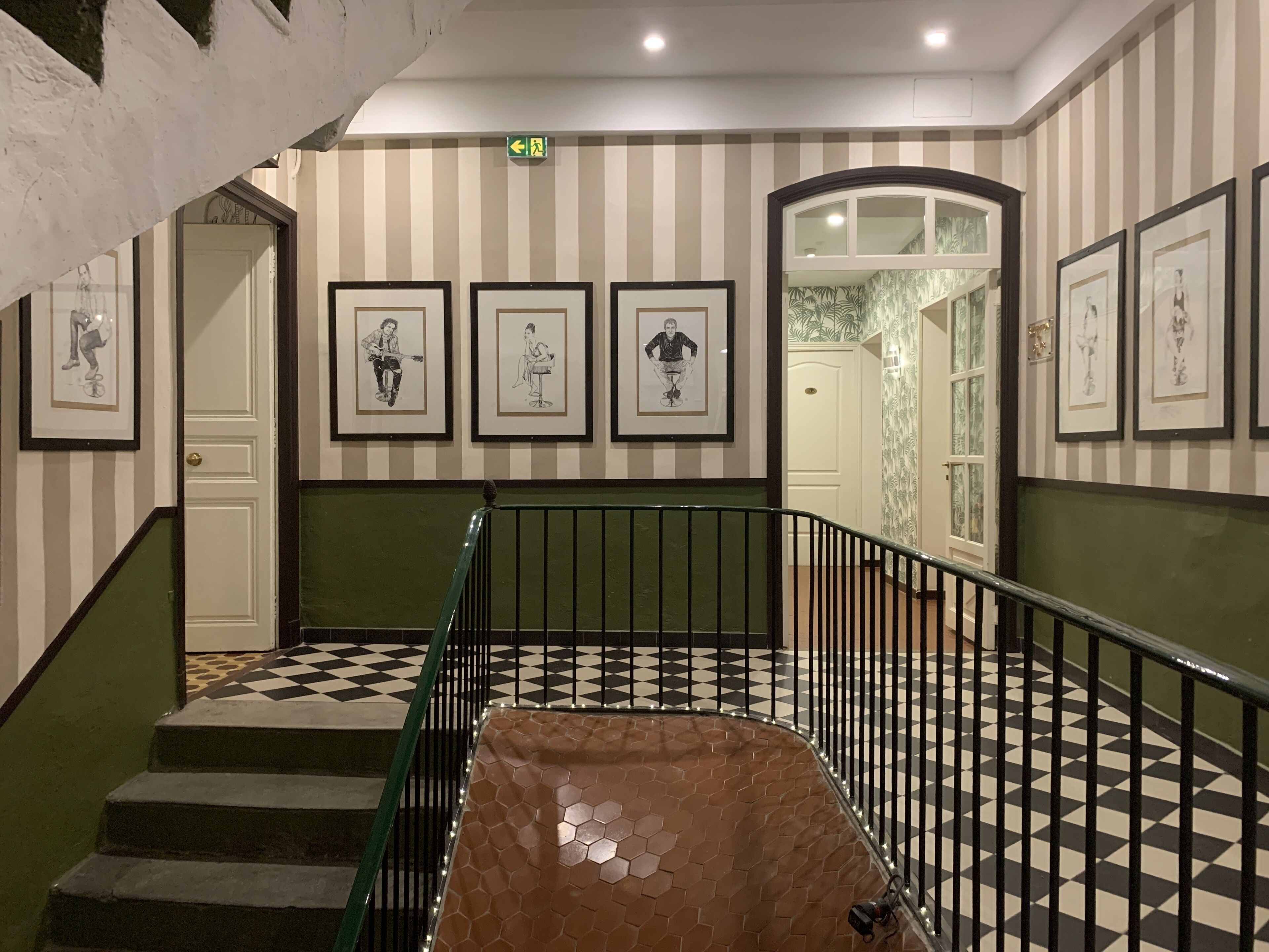 handrails in hallways