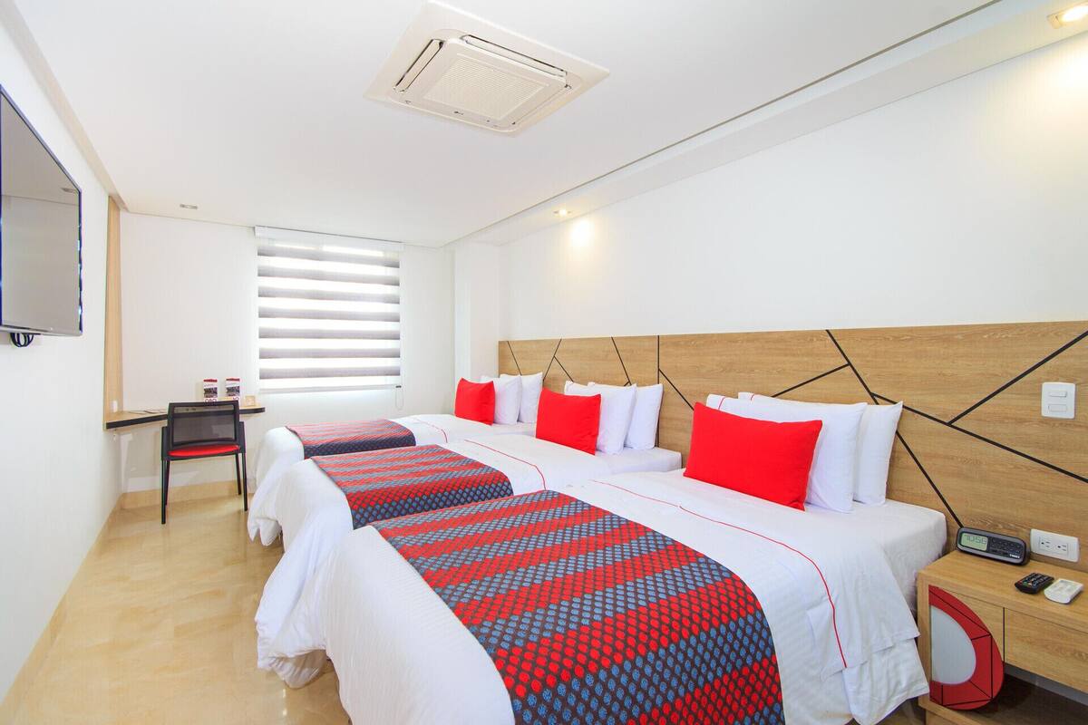 Hypo-allergenic bedding available, in-room safe, desk, soundproofing