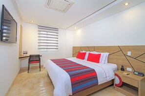 Dobbeltrom, 1 queensize-seng | Allergitestet sengetøy, safe på rommet og individuelt innredet