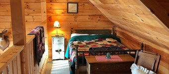 Unieke blokhut in een privé-witte bergomgeving met spectaculair uitzicht