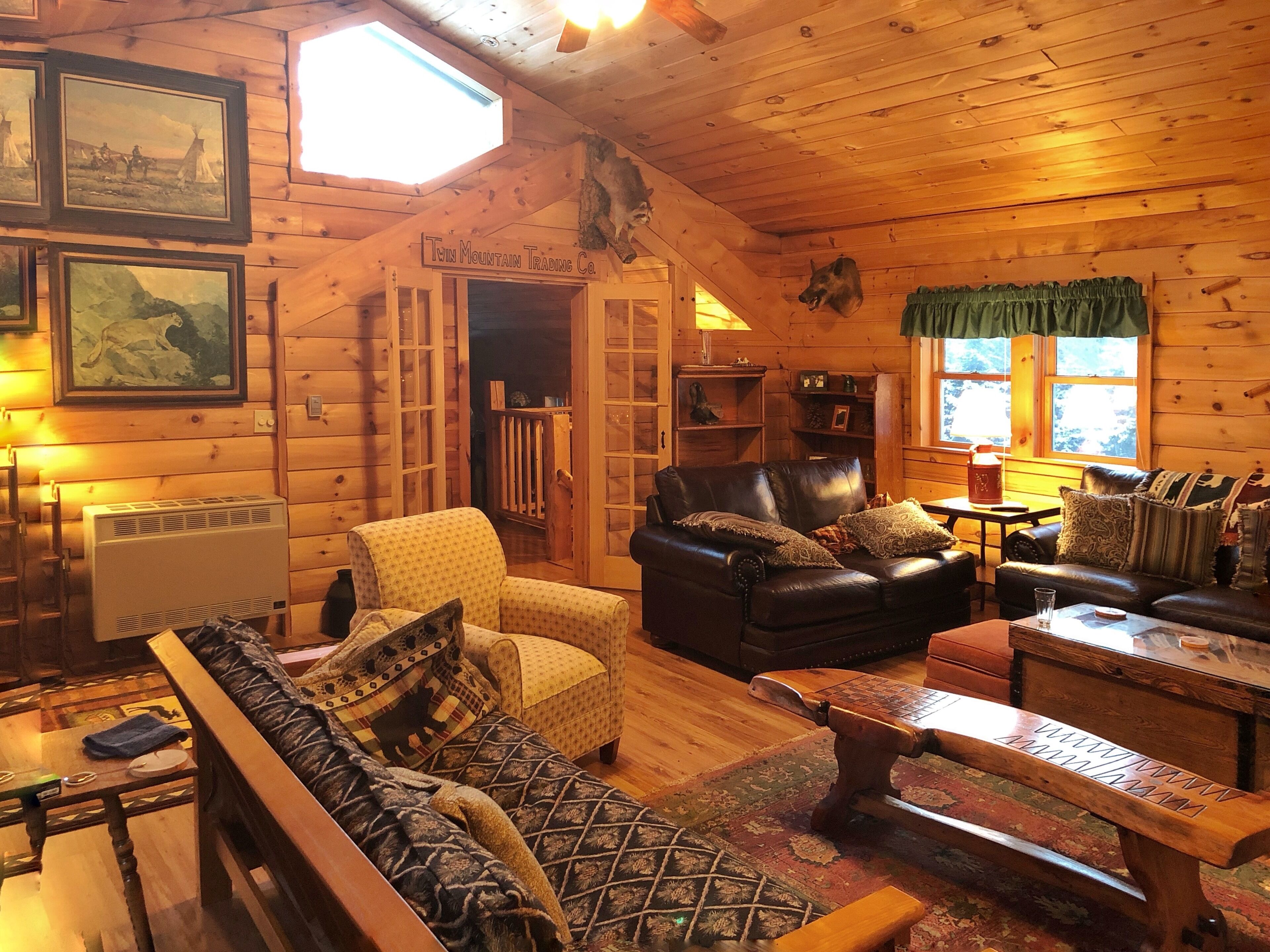 TV, fireplace, DVD player, table tennis