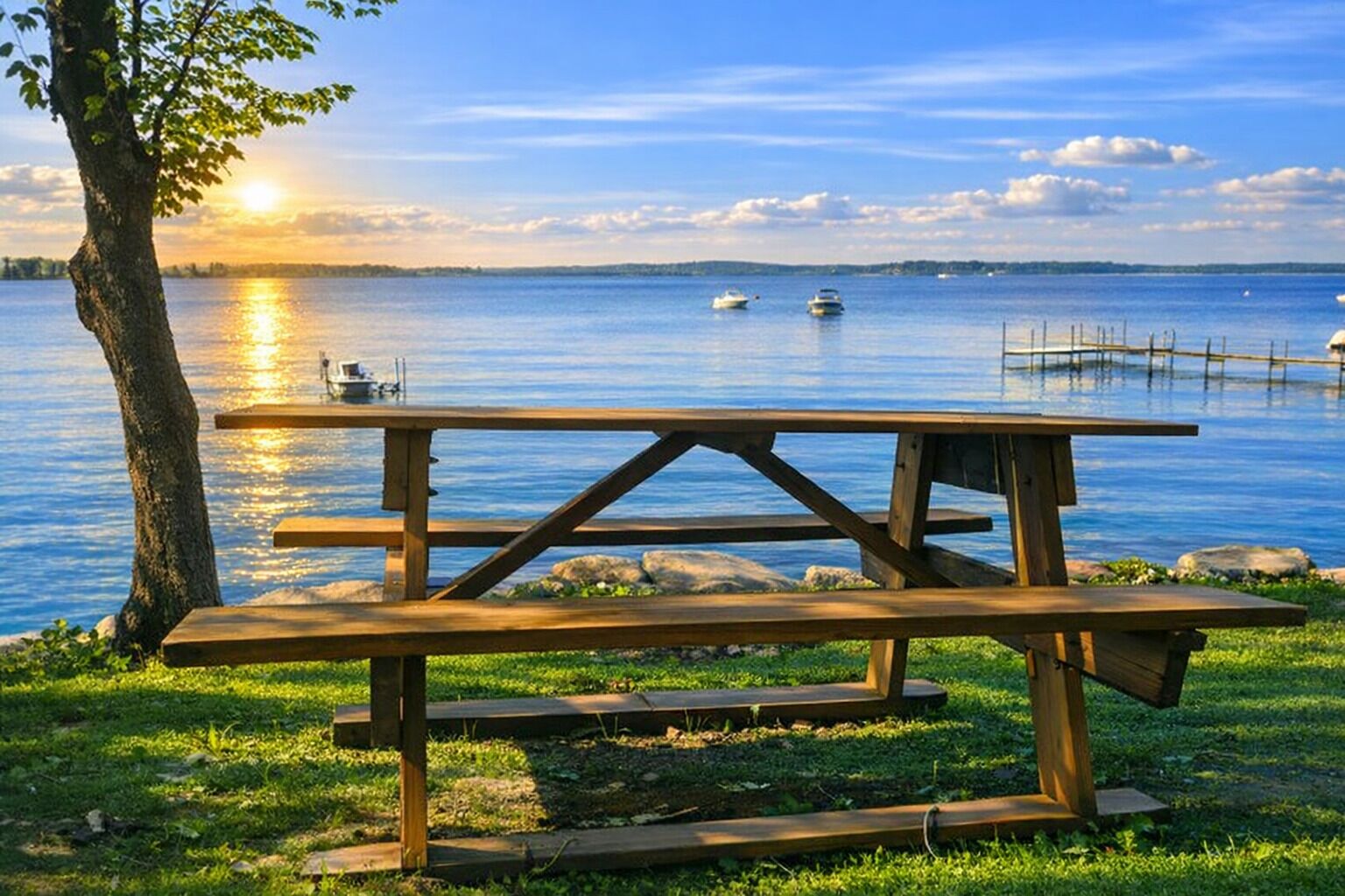 المنطقة المحيطة بالمنشأة