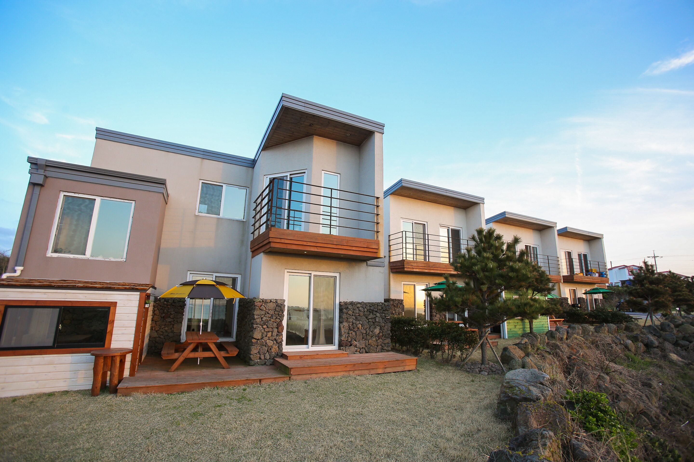 숙박 시설 정면