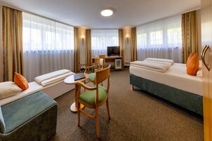 Ropa de cama hipoalergénica y minibar 