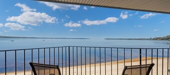 Spectacular Beach Front View (310)