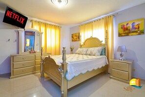 3 bedrooms, iron/ironing board, free WiFi, bed sheets
