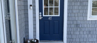 Nice Private Space Short Walk To The Beach