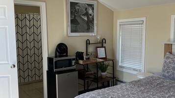 1 bedroom, iron/ironing board, free WiFi