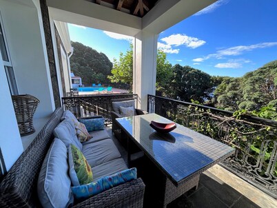 Cliff-Top Ocean-Fronted Villa With Gardens And Private Pool