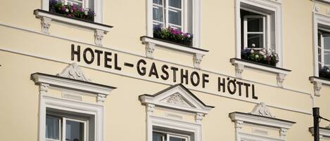 Fachada da propriedade