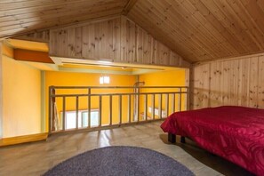 Room (2 Summer) | Free WiFi