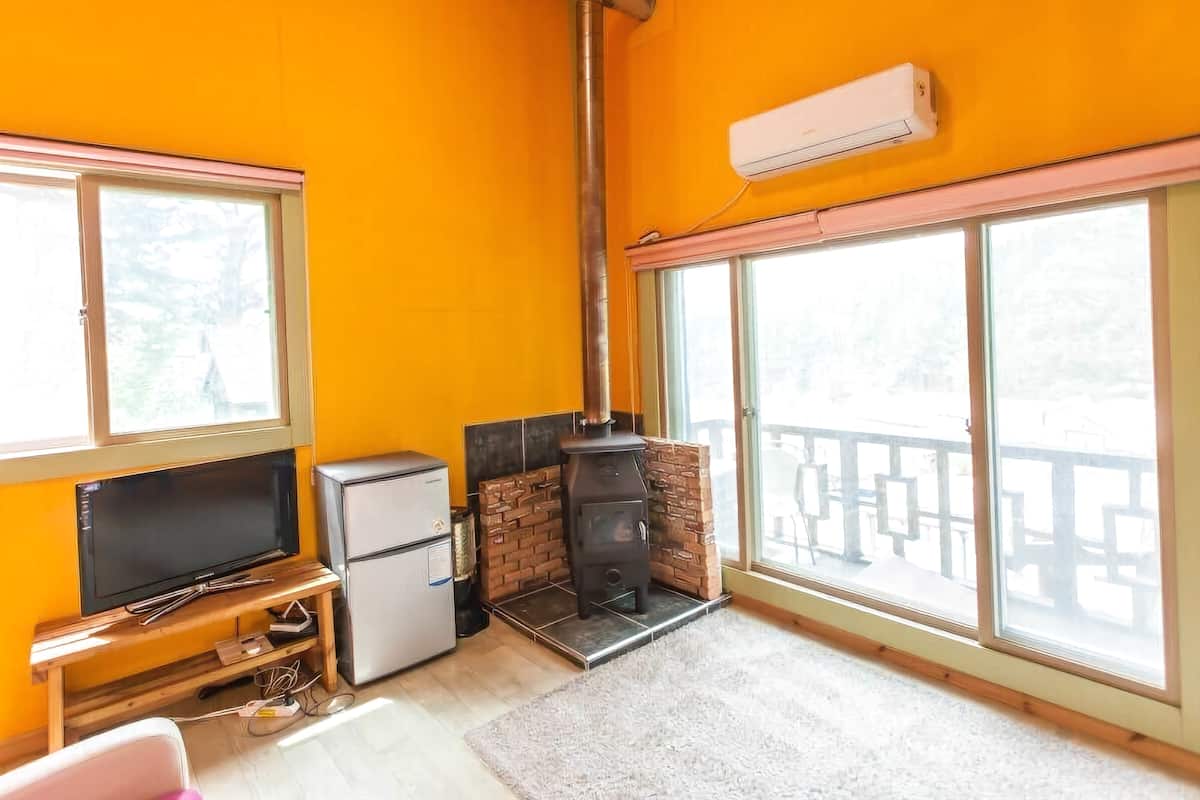 Zimmer (2 Summer) | Wohnbereich | Flachbildfernseher, Fußbodenheizung