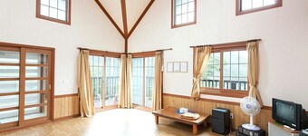 Hoengseong Cheongtaesan Healing Pension