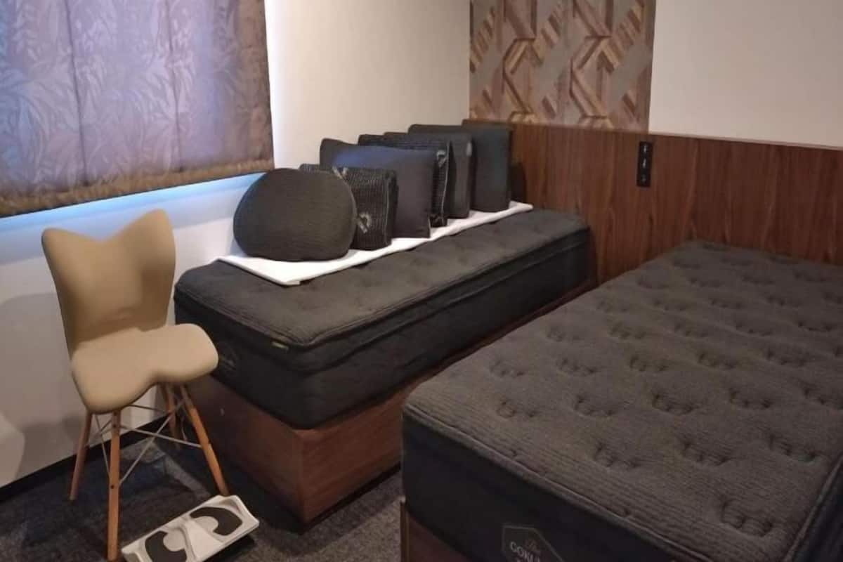 In-room safe, blackout curtains, free WiFi, bed sheets