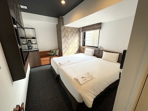 Quarto duplo, para não fumantes (Hollywood) | Cofres nos quartos, cortinas blackout, Wi-Fi de cortesia, roupa de cama