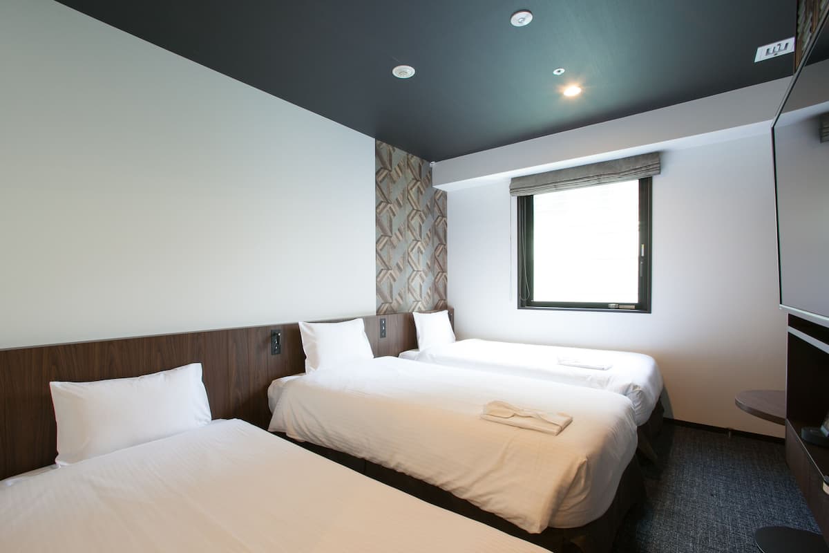 Superior Triple Room, Non Smoking (LG Styler Room) | In-room safe, blackout curtains, free WiFi, bed sheets