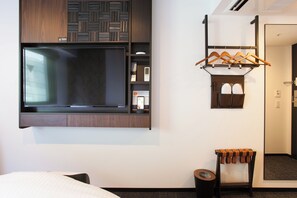 In-room safe, blackout curtains, free WiFi, bed sheets - Henn na Hotel Tokyo Akasaka (Tokyo)
