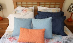 3 bedrooms, in-room safe, iron/ironing board, free WiFi