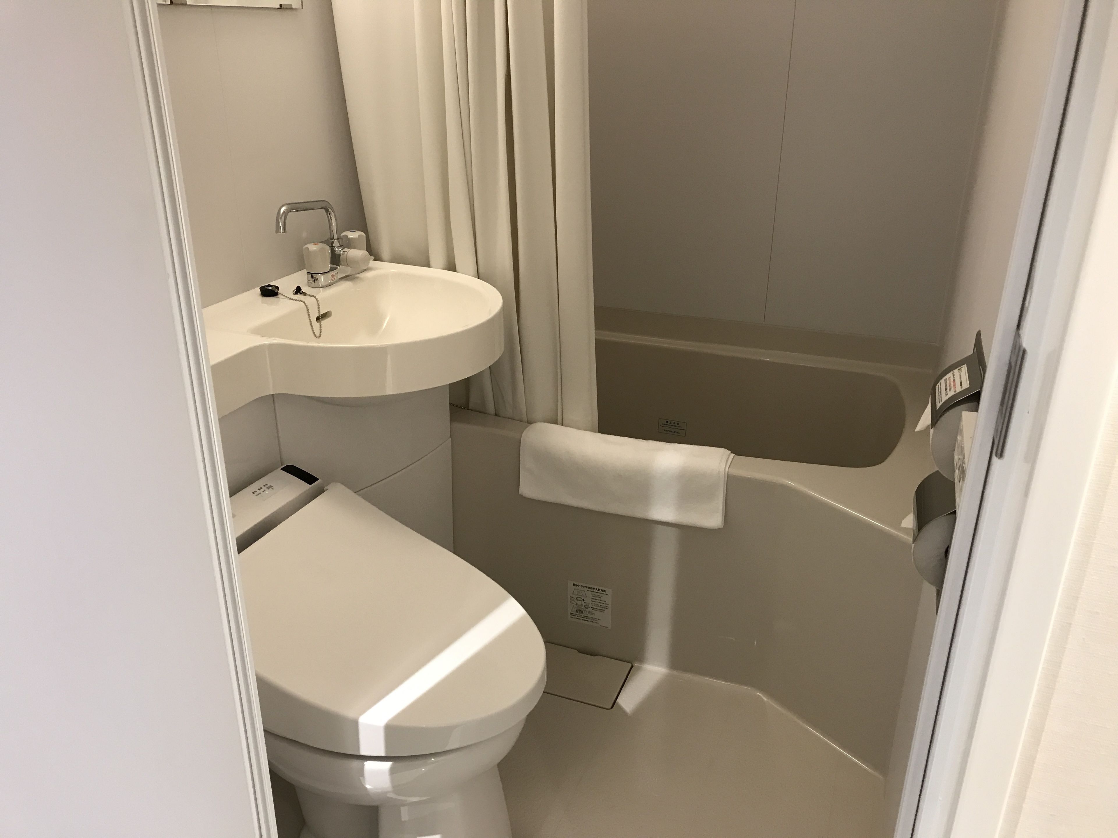combined shower/bathtub, free toiletries, hair dryer, bathrobes