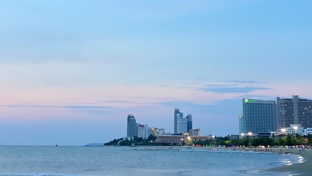 靠近海滩